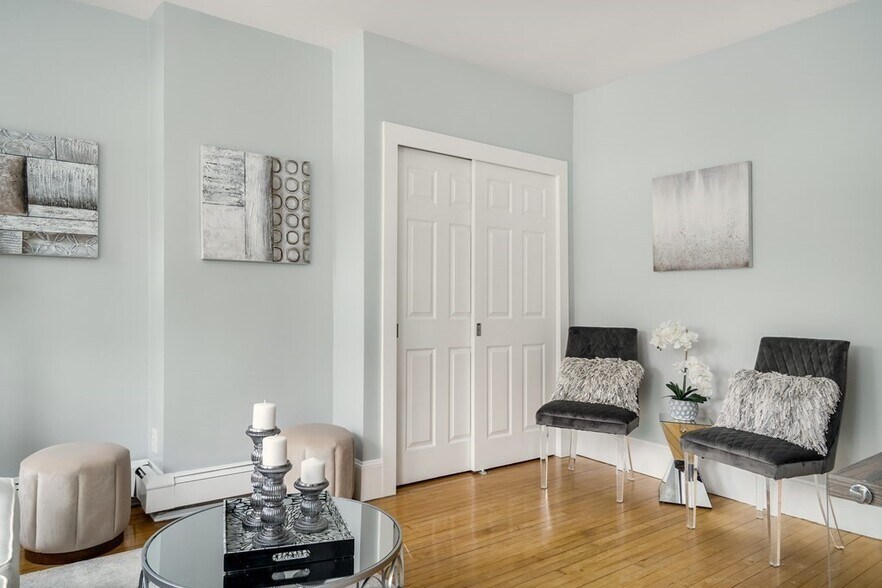 Building Photo - 116 Brook St