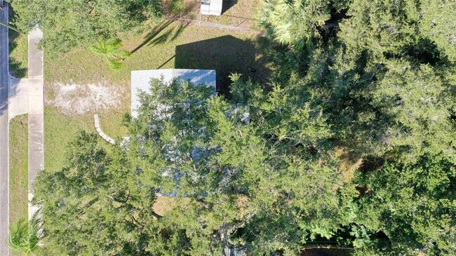 Building Photo - 8111 30th Ave N