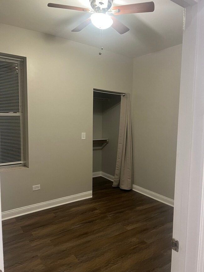 Building Photo - 1434 S St Louis Ave