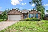 Building Photo - 1487 Majesty Loop