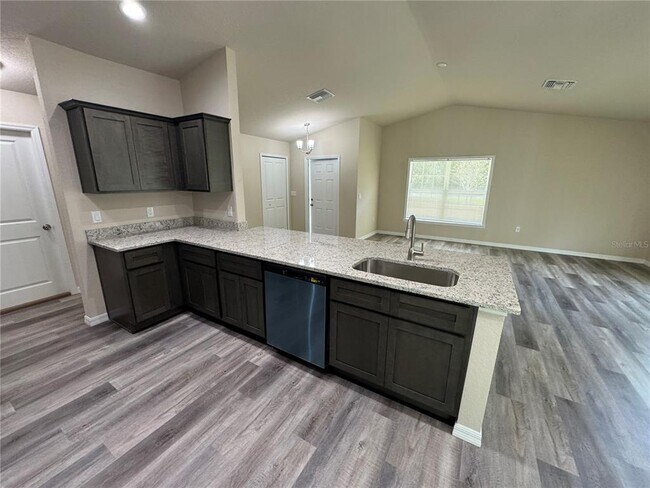 Building Photo - 6344 N Matheson Dr