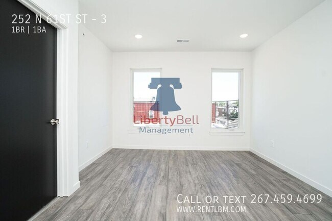 Building Photo - 252 N 61st St