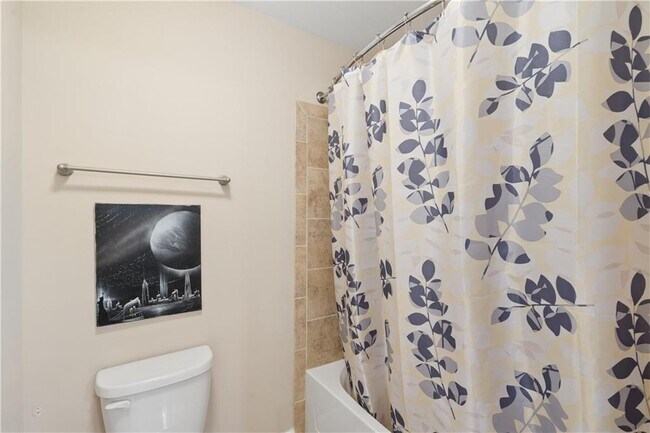 Building Photo - 4470 Skylark Ln