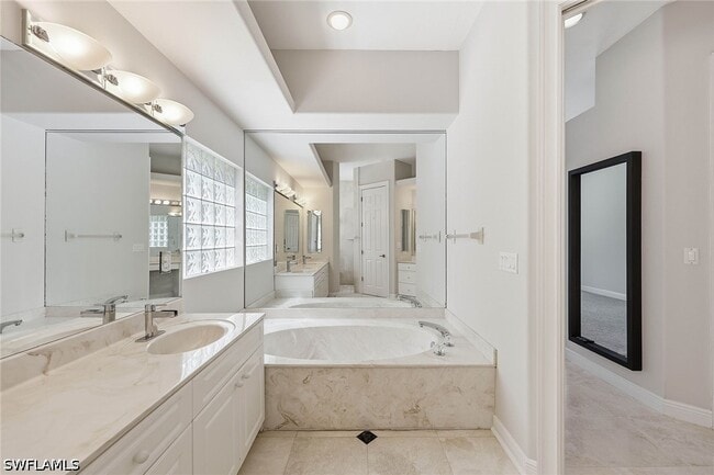 Building Photo - 25820 Creekbend Dr