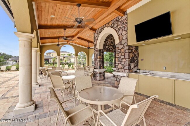 Building Photo - 14909 Venosa Cir