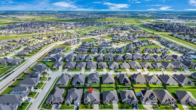 Building Photo - 21130 Almaco Dr