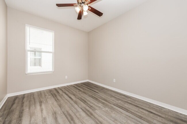 Building Photo - 32644 Rapids Loop