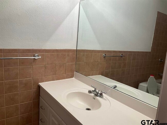 Building Photo - 5101 Foxglove Cir