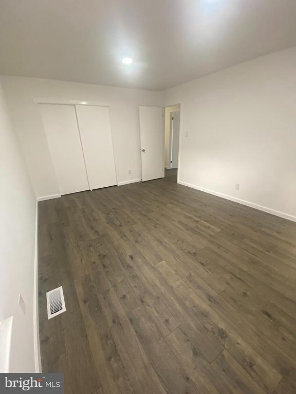 Building Photo - 532 Cormorant Dr