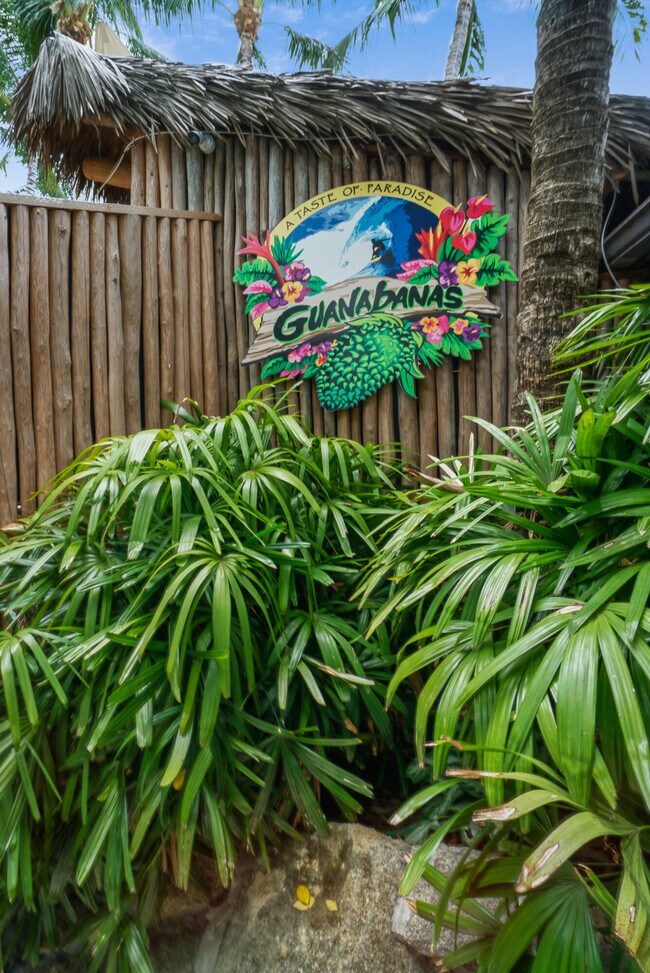 Building Photo - 275 Palm Ave