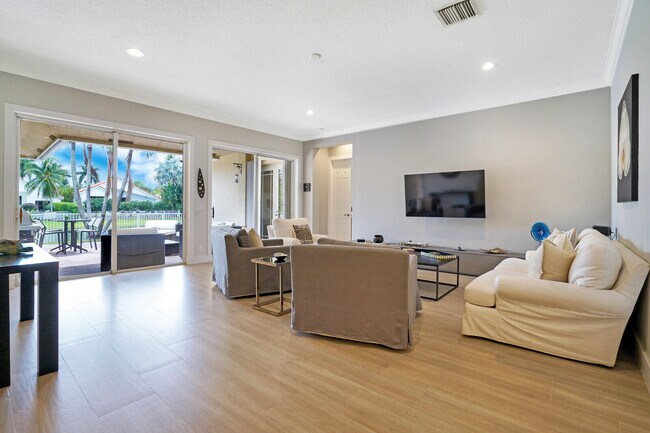 Building Photo - 14300 Calypso Ln