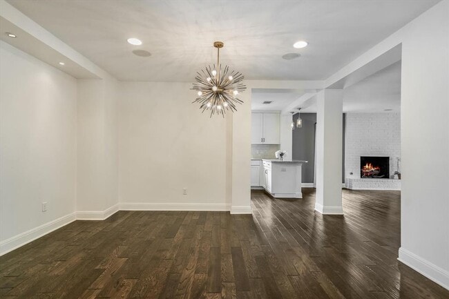 Building Photo - 306 Briarwood Trail