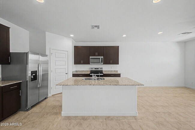 Building Photo - 5457 E Cinder Ln
