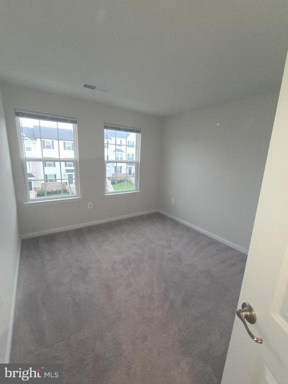 Building Photo - 1006 Valley Run Dr