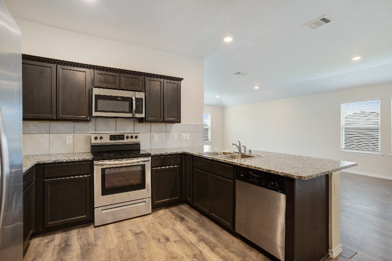 Building Photo - 2328 Stefani St