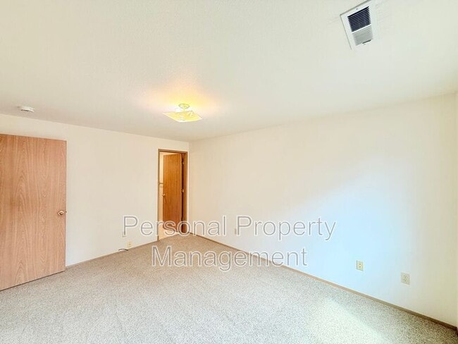 Building Photo - 14815 NE 91st St