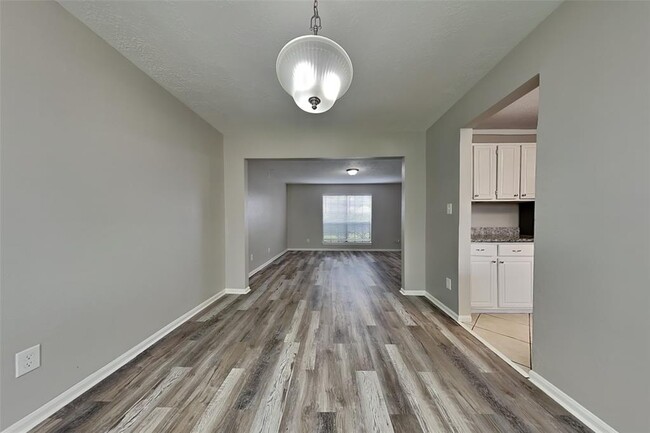 Building Photo - 3615 Darnell Ct