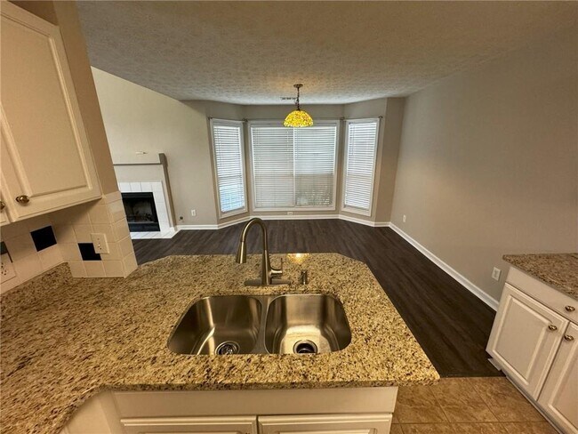 Building Photo - 13357 Aventide Ln