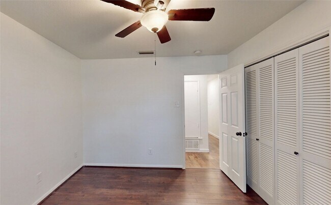 Building Photo - 4532 Eldorado Dr