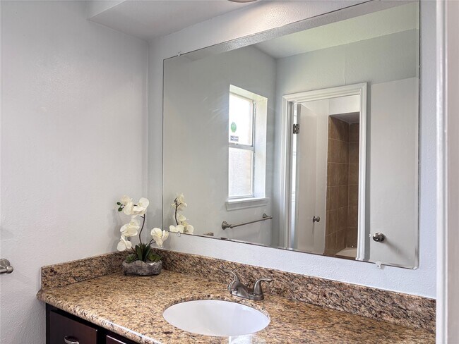 Building Photo - 11547 Willwood Dr