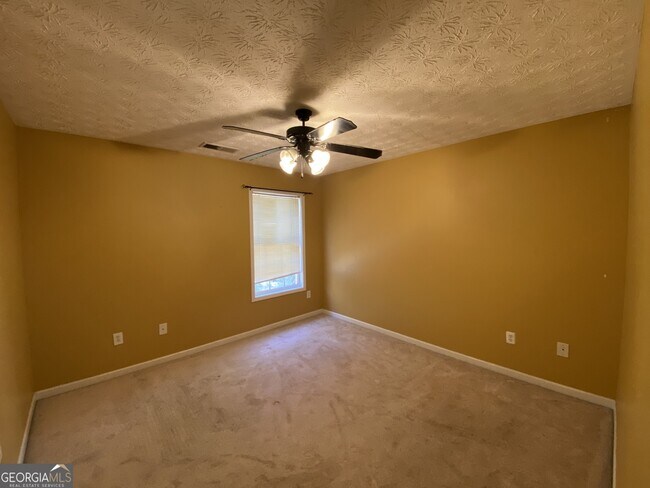 Building Photo - 705 Morgans Ridge Dr