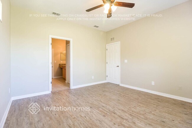 Building Photo - 952 Hailey St