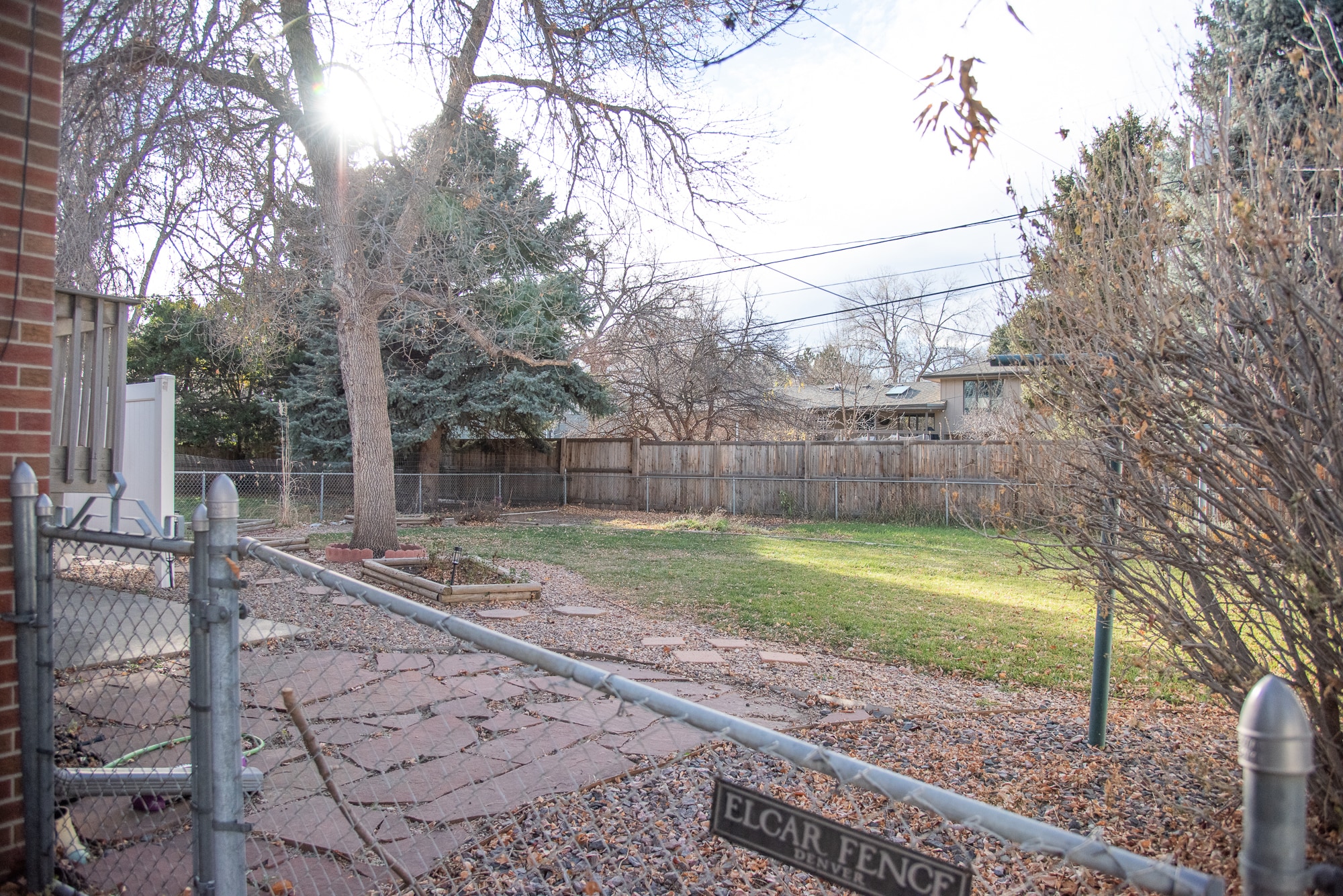 Building Photo - 9 Paramount Pky