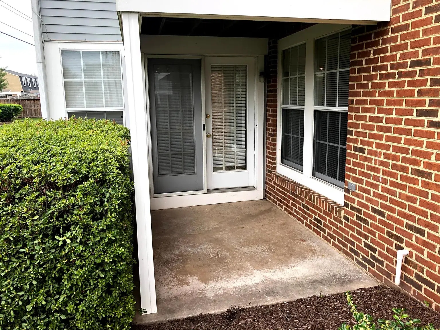 Building Photo - 601 Himes Ave