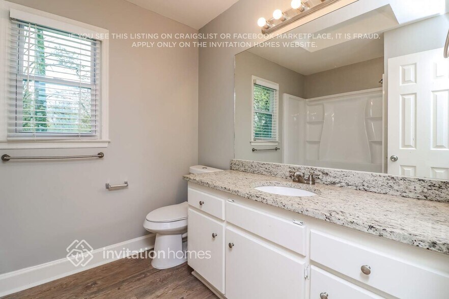 Building Photo - 4331 Alison Jane Dr NE