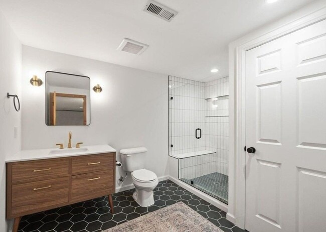 Building Photo - 3250 Chestnut Run Dr