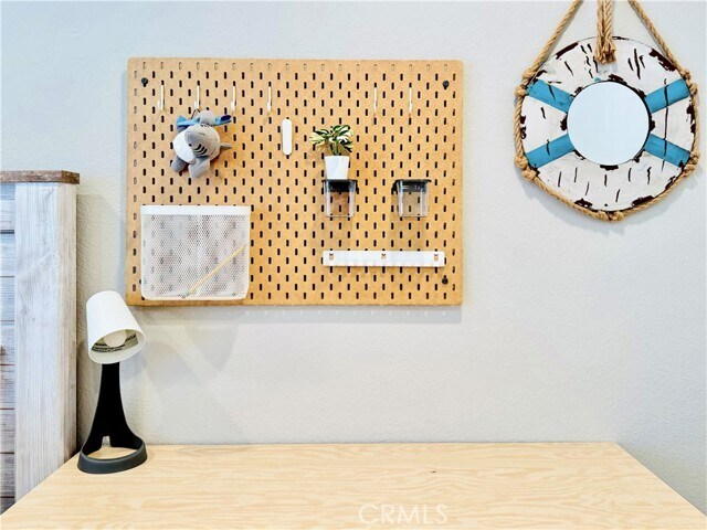 Building Photo - 750 Lincoln Ave