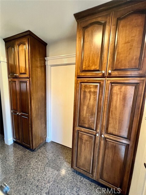 Building Photo - 342 Camino de las Colinas