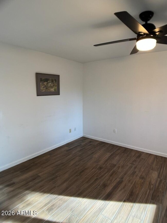 Building Photo - 905 N Beeline Hwy