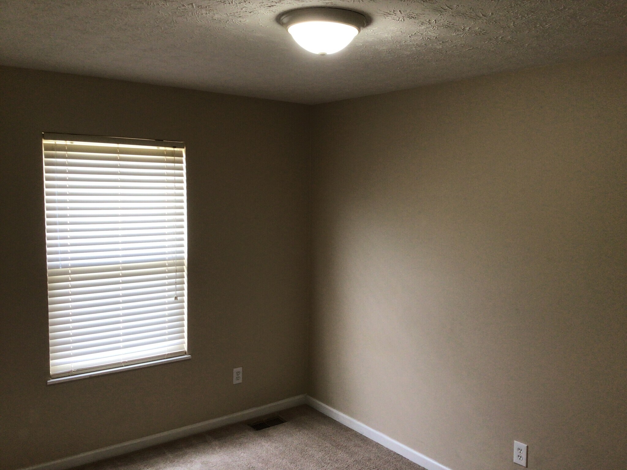 Building Photo - 8412 Celestial Cir