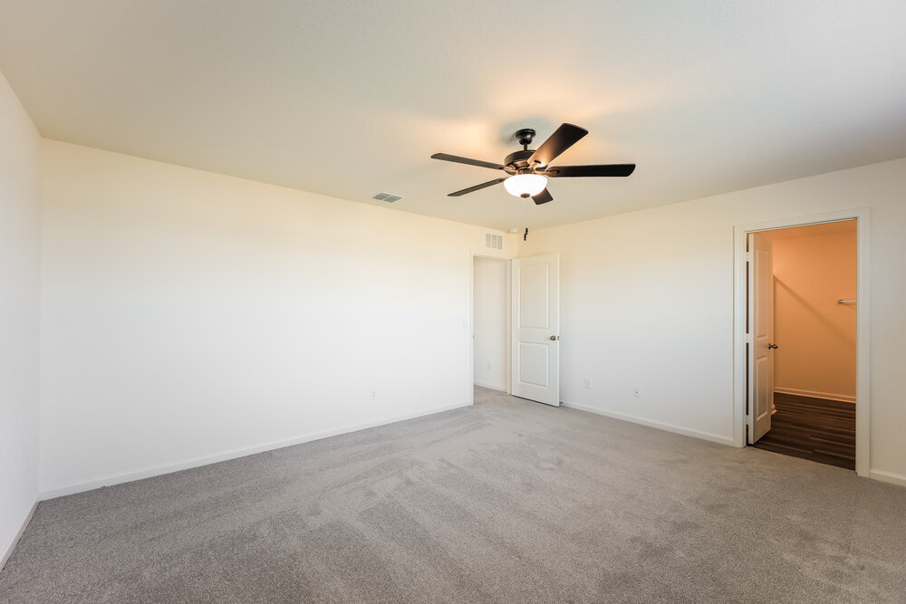 Building Photo - 5733 Texas Palm Dr