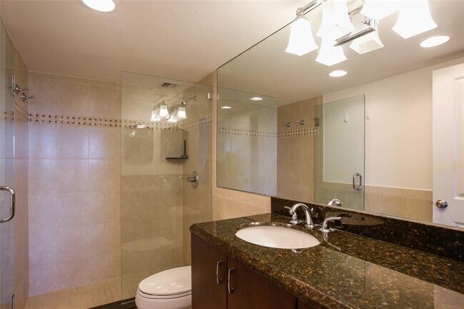 Building Photo - 2500 E Las Olas Blvd