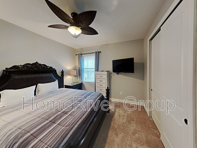 Building Photo - 531 Lasso Dr