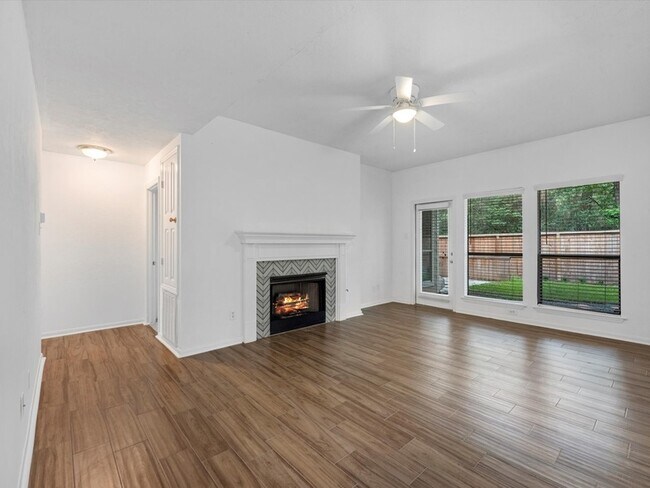 Building Photo - 142 N Magnolia Pond Pl