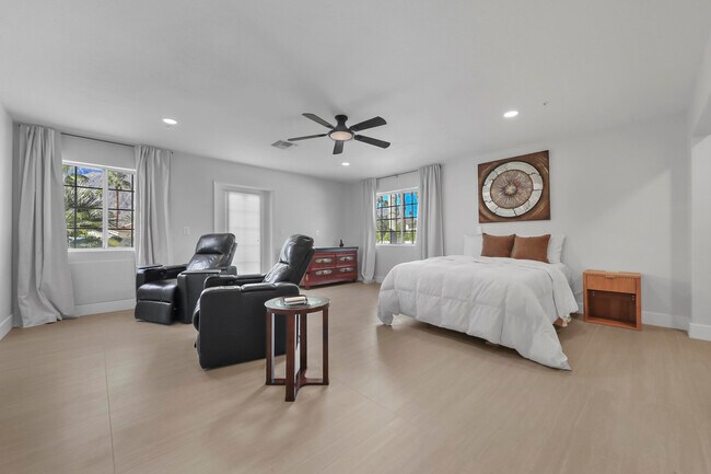 Building Photo - 2246 Paseo Roseta