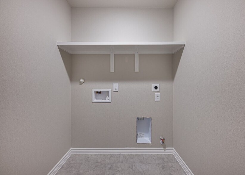 Building Photo - 7906 Lariat Toss Dr
