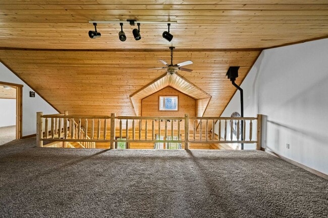 Building Photo - 3650 Apache Ct