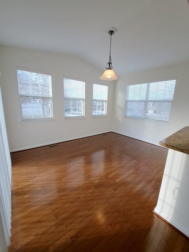 Building Photo - 17305 Madrillon Way