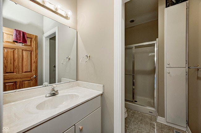 Building Photo - 2009 W 250 N