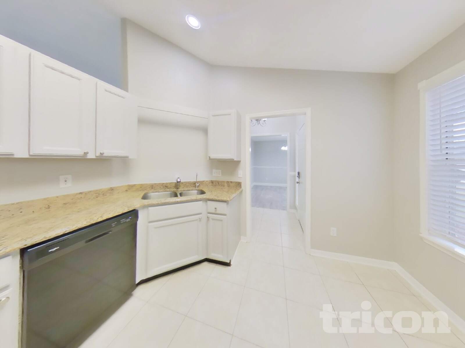 Building Photo - 8778 Fieldside Dr S