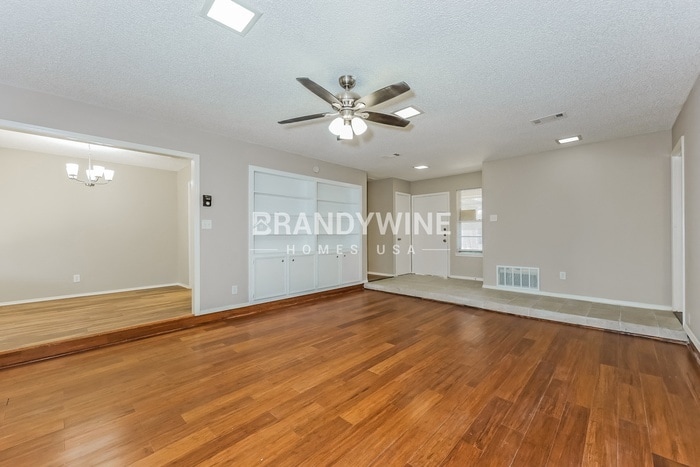 Building Photo - 2310 Stockbridge Ct