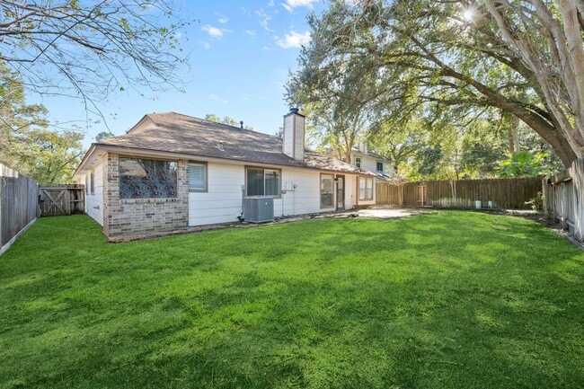 Building Photo - 2835 Twin Knolls Dr