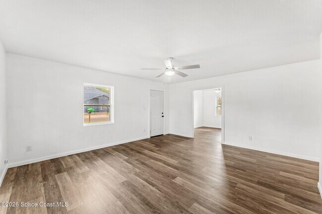 Building Photo - 405 Dummitt Ave