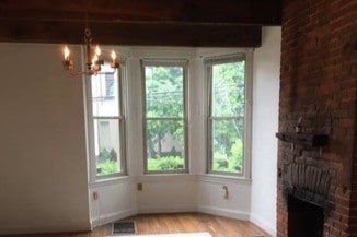 Building Photo - 624 College Ave