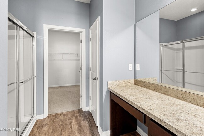 Building Photo - 3017 Blue Shrs Wy