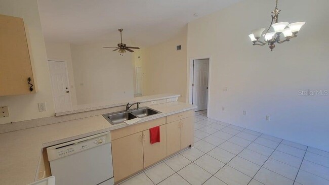 Building Photo - 2405 Condado Ct